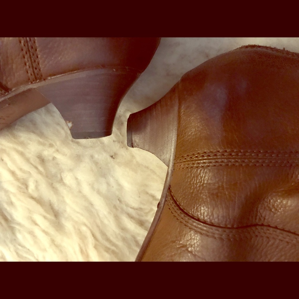 Brown Frye boots.